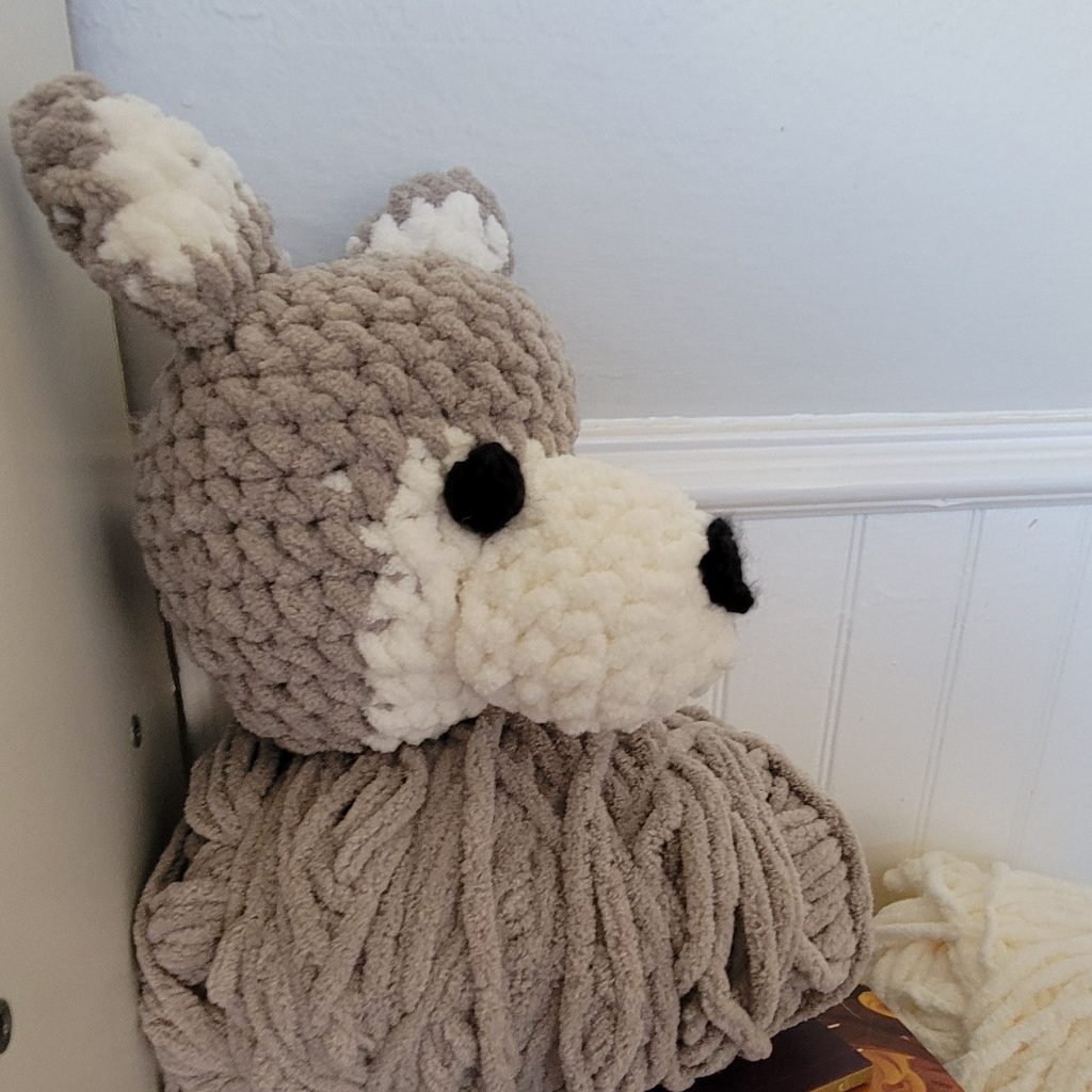 crochet wolf snuggler side head